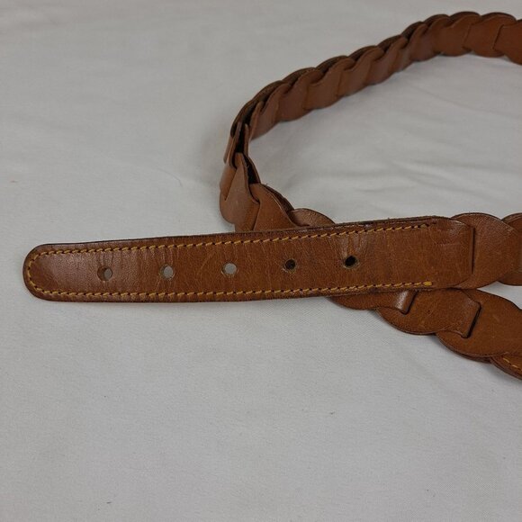 Medium Brown Leather Belt with Brass Toned Hardware - Picture 4 of 8
